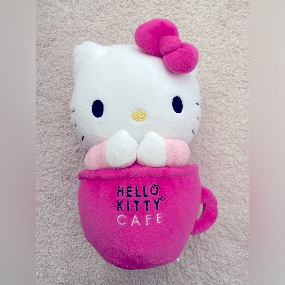 Hello Kitty Cafe Truck 9" Plushie in Pink Plush Cup exclusive